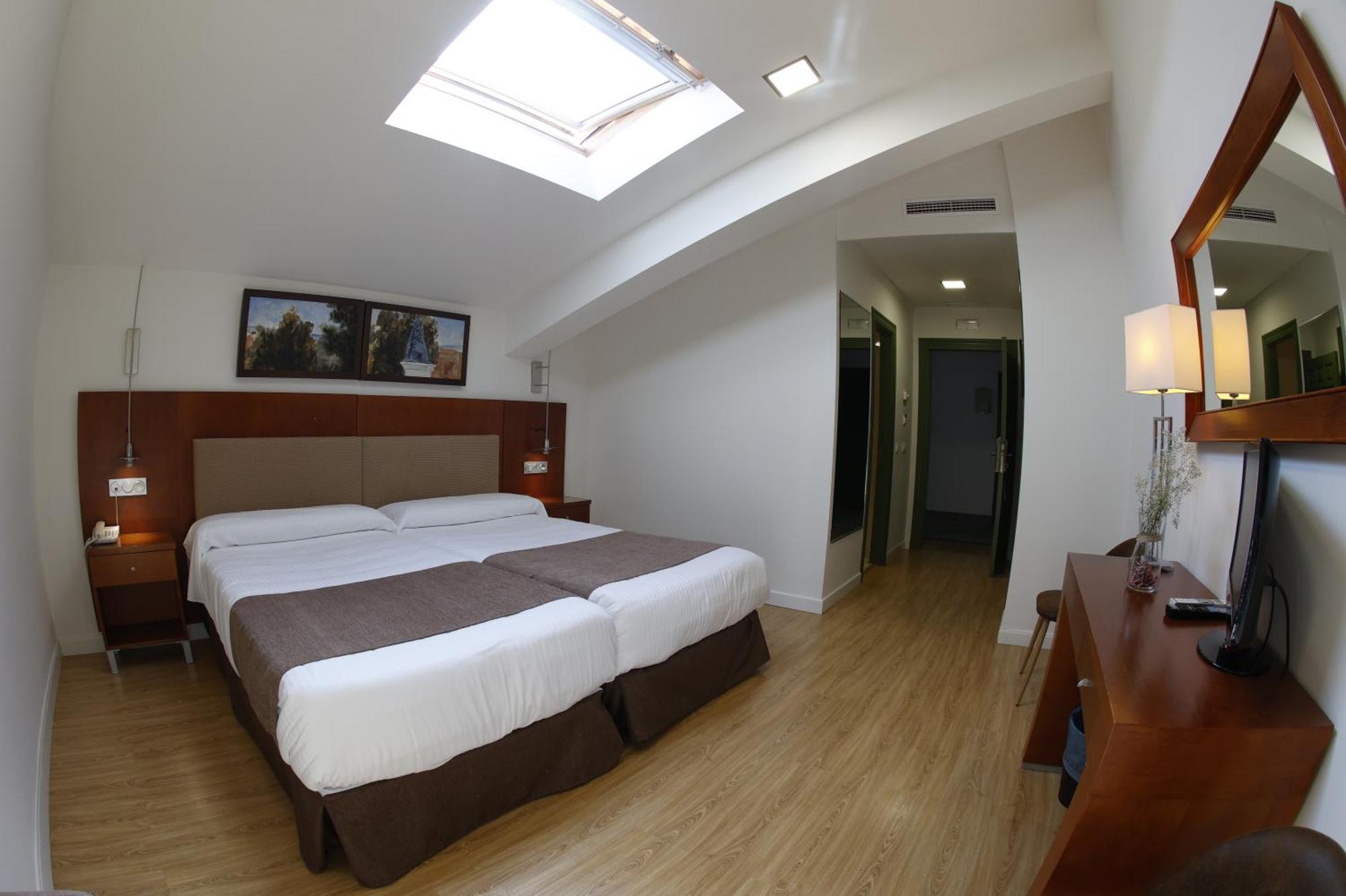 Hotel El Carmen Puente Genil Extérieur photo