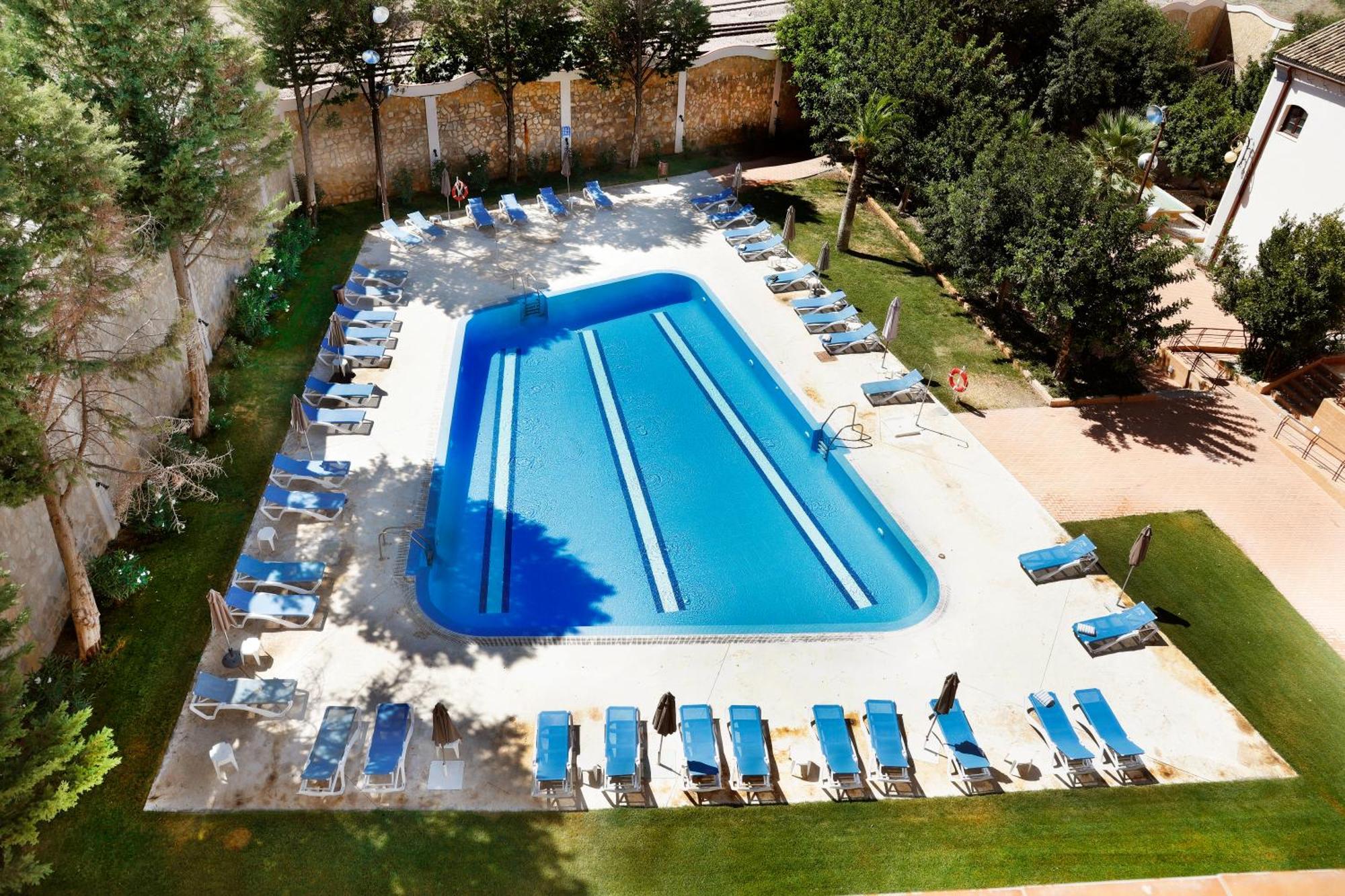 Hotel El Carmen Puente Genil Extérieur photo