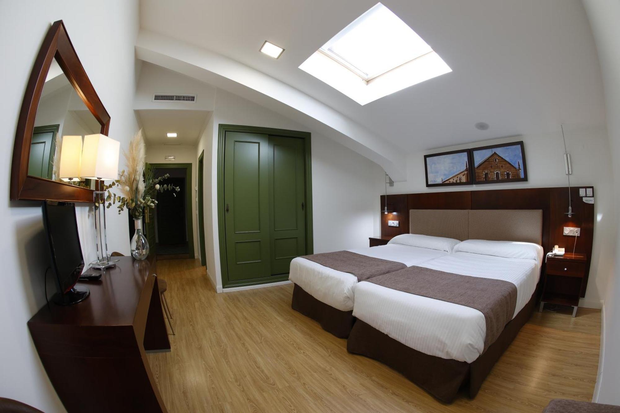 Hotel El Carmen Puente Genil Extérieur photo